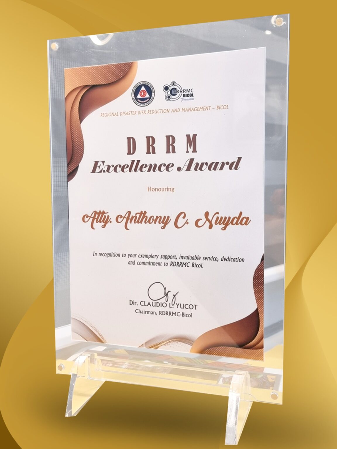 RDRRMC Confers DRRM Excellence Award To DILG 5 RD Atty. Anthony C ...